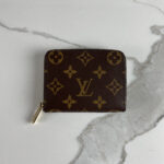 LOUIS VUITTON Zippy Wallet