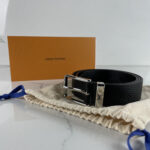 LOUIS VUITTON Ceinture Pont Neuf