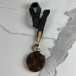 LOUIS VUITTON Multipochette Lanyard Key Holder