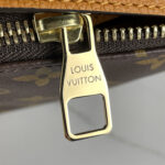 LOUIS VUITTON Pochette Pallas BB