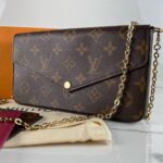 LOUIS VUITTON Pochette Félicie