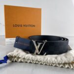 LOUIS VUITTON LV Initials 40 mm Reversible Belt