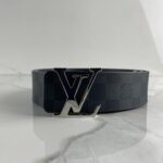 LOUIS VUITTON Ceinture LV Initiales 40 mm Réversible