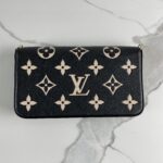 LOUIS VUITTON Pochette Félicie