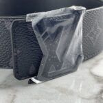 Louis Vuitton LV Initials 40mm Matte Black Belt