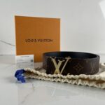 LOUIS VUITTON LV Initials 40 mm Reversible Belt