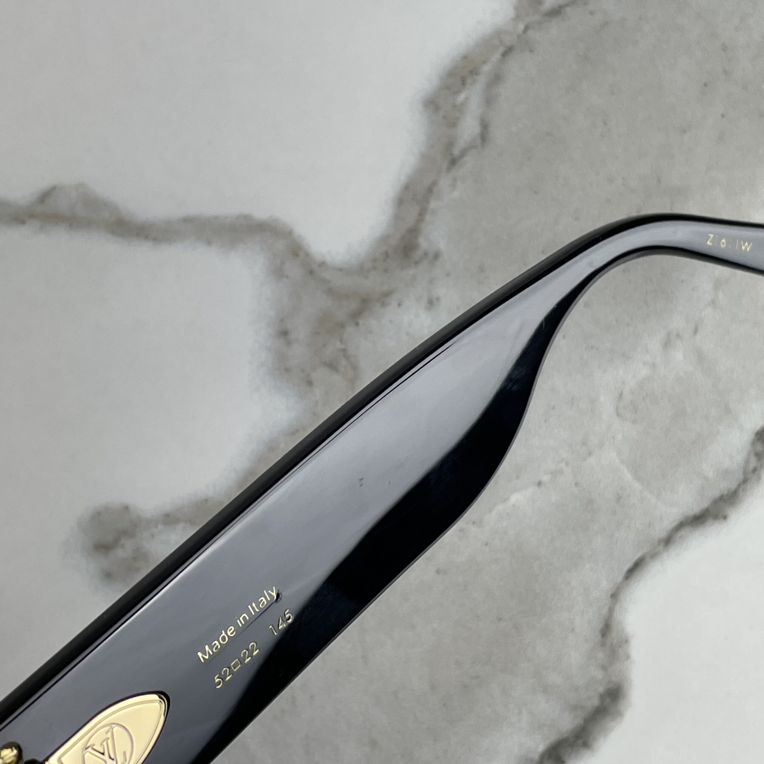 Louis Vuitton Empreinte Metal Square Sunglasses (SHF-21525) – LuxeDH