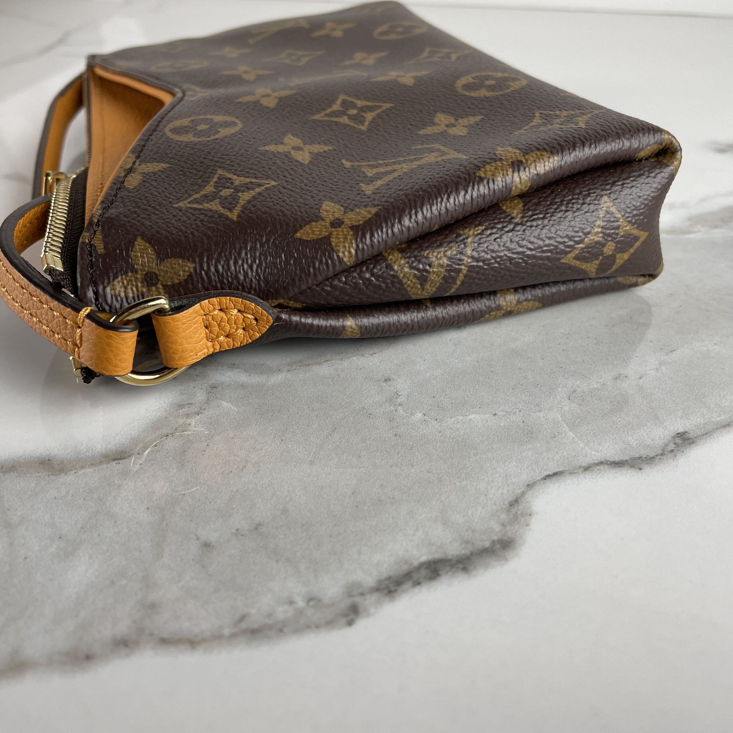 Louis Vuitton Monogram Pochette Pallas - Brown Crossbody Bags