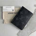 LOUIS VUITTON Pocket Organizer