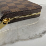 LOUIS VUITTON Zippy Coin Purse