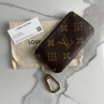 LOUIS VUITTON Pochette Clés