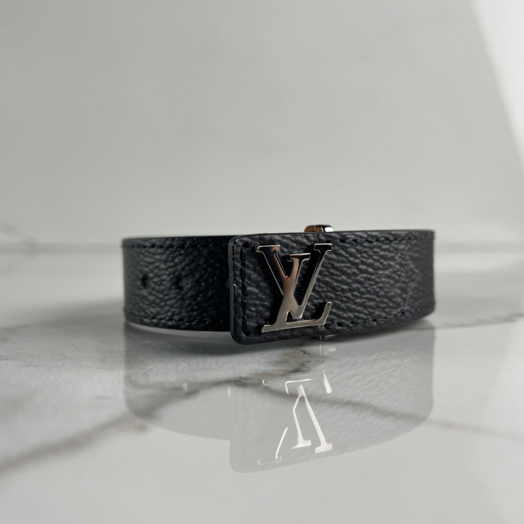 Louis Vuitton LV Pin Bracelet Brown Monogram. Size 21
