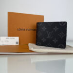 LOUIS VUITTON Slender Wallet