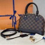 LOUIS VUITTON Sac Alma BB