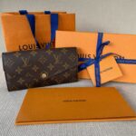 LOUIS VUITTON Sarah Wallet