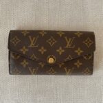 LOUIS VUITTON Portefeuille Sarah