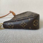 LOUIS VUITTON Pochette Accessoires NM