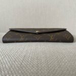 LOUIS VUITTON Sarah Wallet