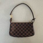 LOUIS VUITTON Pochette Accessoires NM