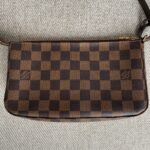 LOUIS VUITTON Pochette Accessoires NM